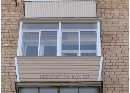 Холодное остекление алюминиевыми окнами с выносом и нащельниками в Москве