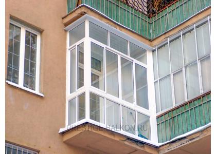 Французское остекление балкона алюминиевыми окнами от пола до потолка в Москве